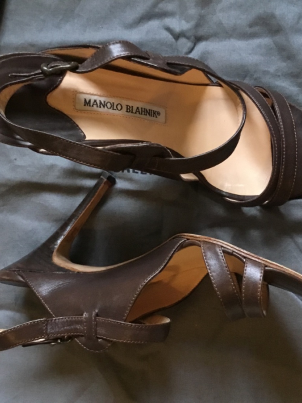 Manolo Blahnik brown leather slingback sandals - Picture 9 of 12